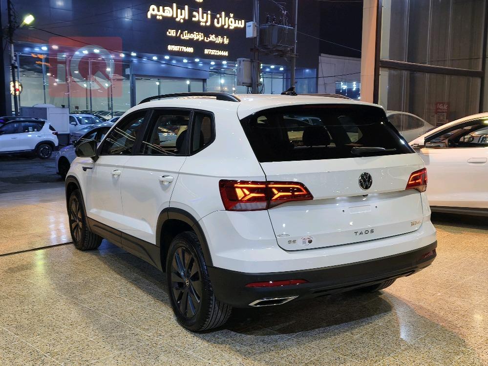 فولكسفاغن تاوس